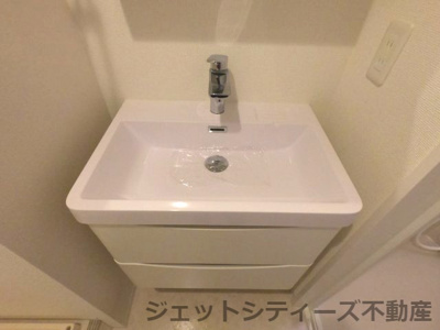 【独立洗面台】 | SERENiTE堺筋本町SUD