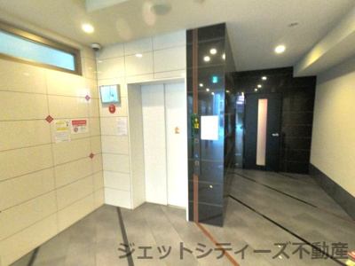 【ロビー】 | SERENiTE堺筋本町SUD