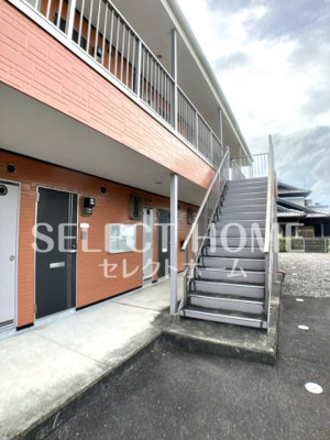 【エントランス】 | カーサ占部 | 清潔なエントランスです