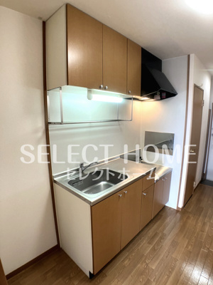 【キッチン】 | カーサ占部 | キッチンでお料理をお楽しみください