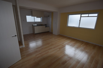 【居間・リビング】