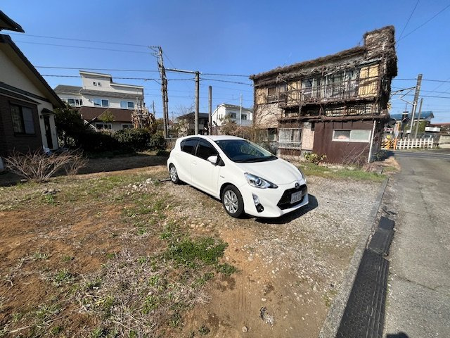 ミルウの駐車場