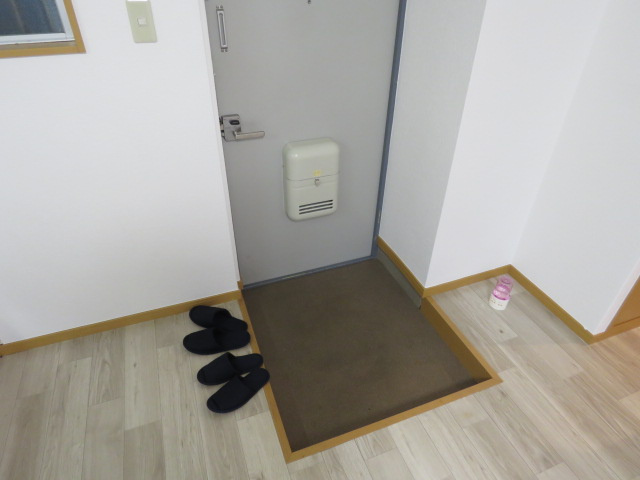 【玄関】 | サンライフ小阪