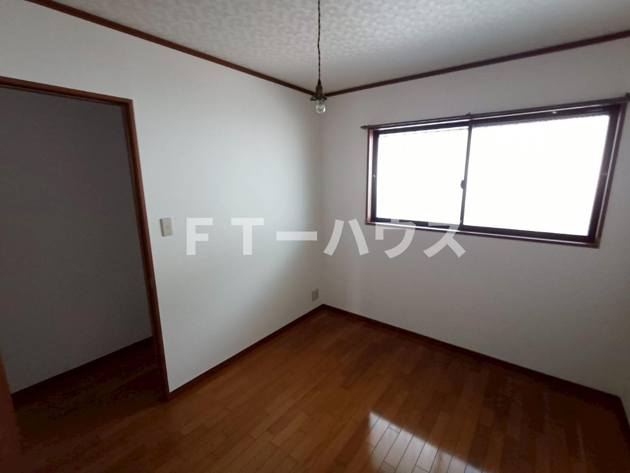 千葉市花見川区幕張本郷７丁目の賃貸マンションの居間・リビング