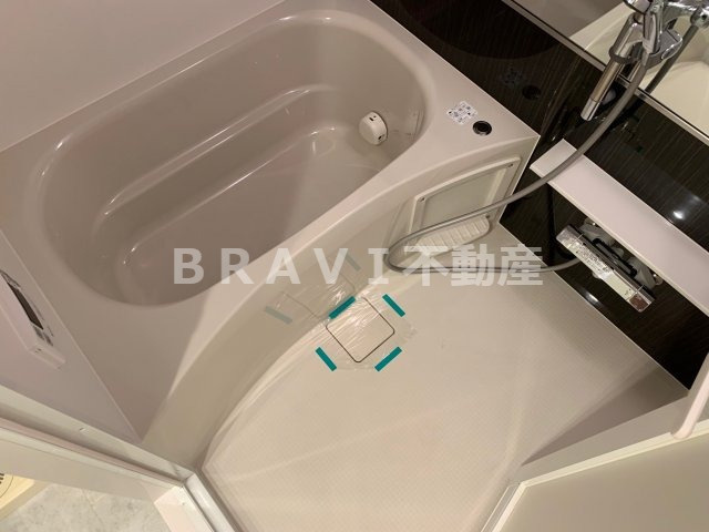AMBITIOUS鎗屋町（アンビシャスヤリヤマチ）　BRAVI不動産の浴室|AMBITIOUS鎗屋町（アンビシャスヤリヤマチ）お風呂で日々の疲れを落としましょう