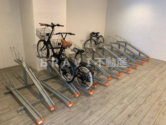 AMBITIOUS鎗屋町（アンビシャスヤリヤマチ）　BRAVI不動産のその他共用部分|AMBITIOUS鎗屋町（アンビシャスヤリヤマチ）駐輪場
