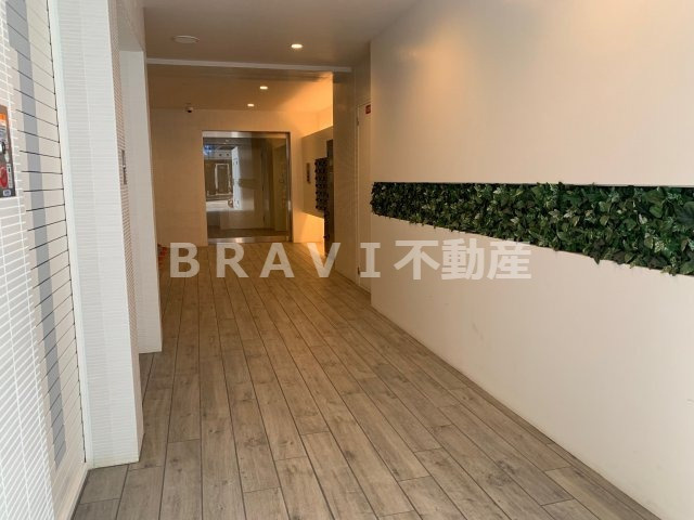 AMBITIOUS鎗屋町（アンビシャスヤリヤマチ）　BRAVI不動産のエントランス|AMBITIOUS鎗屋町（アンビシャスヤリヤマチ）エントランスです