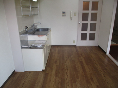 【居間・リビング】 | クレセントマンション