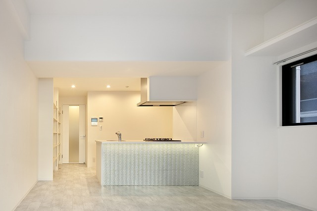 BRAVE北新町（ブレイブキタシンマチ）　BRAVI不動産の居間・リビング|【BRAVE北新町（ブレイブキタシンマチ）】使いやすいリビングです