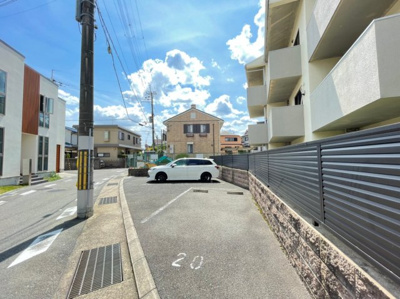 【駐車場】 | 箕面ブジーノースB棟