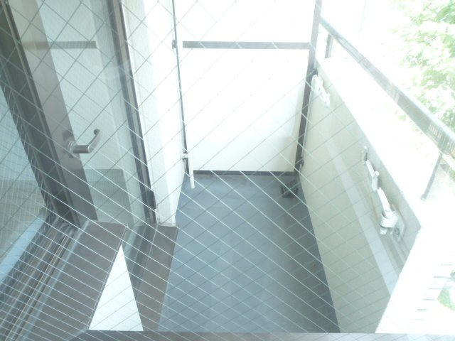 ドエル本郷のバルコニー|※写真は同タイプの別室になります