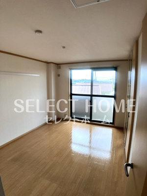 【寝室】 | グランチェスタＡ | ゆとりの広さです