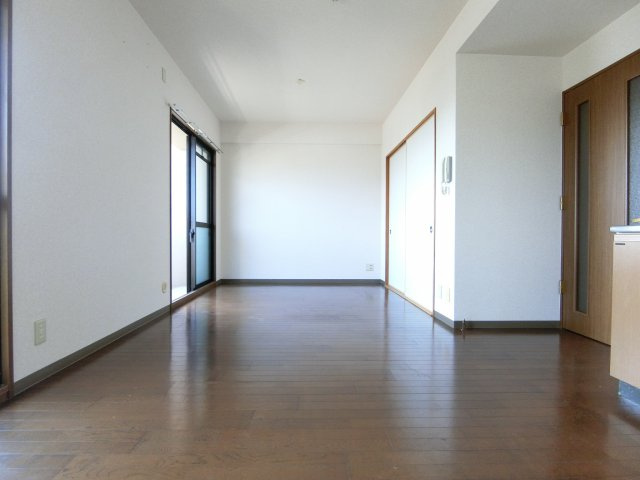 プレミール28の居間・リビング