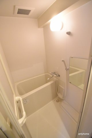 IF西梅田　仲介手数料無料の浴室