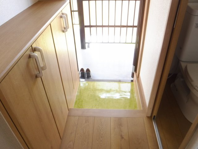 第一テーオーハイツの玄関