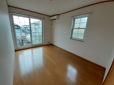 【居間・リビング】 | グレイス ヴィラＢ