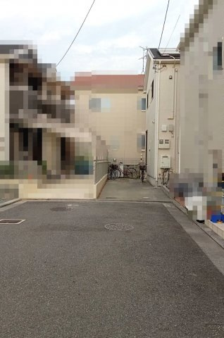 堺市中区福田　戸建　の前面道路含む現地写真|近隣にお住まいの方以外の車の往来がないので、お子様の出入りも安心です