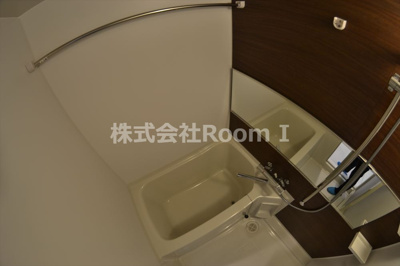 【浴室】 | レオンコンフォート本町東Ⅲ | きれいなお風呂です