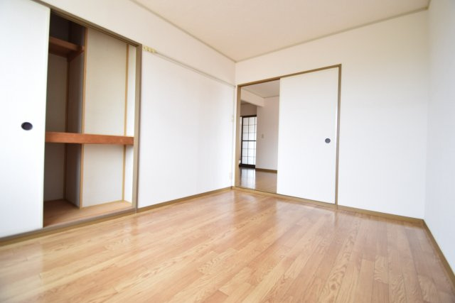 ロイヤルコートの寝室|北側洋室６帖