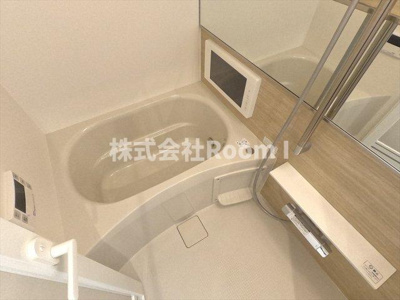 【浴室】 | ラクラス本町東 | コンパクトで使いやすいお風呂です