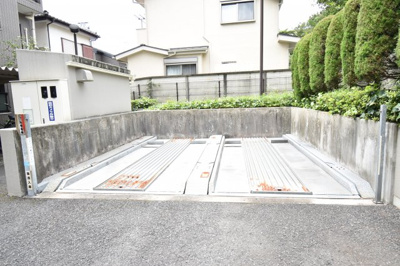 【駐車場】 | ランドール小金井 | 月額：13,000～15,000円
