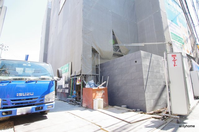 スプランディッド新大阪EAST　仲介手数料無料のエントランス
