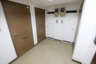【その他共用部分】 | ホーユウパレス鶯谷駅前　共用廊下