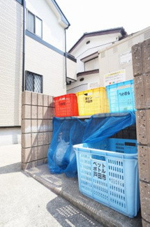 【その他共用部分】 | ゴミ置き場もきれいです。