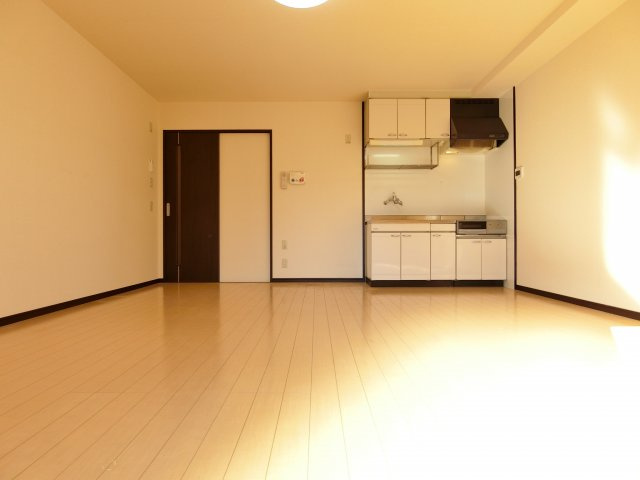 サンライズの居間・リビング