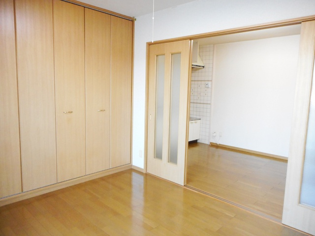 【洋室】 | カンフォータブル一番館