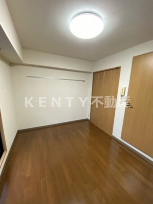 【居間・リビング】 | フローラ | ゆったりとしたリビングです