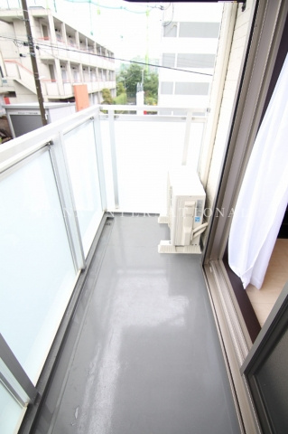 レオネクスト原木中山駅のバルコニー