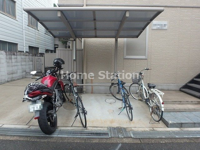 【エントランス】 | レトアウエスト
