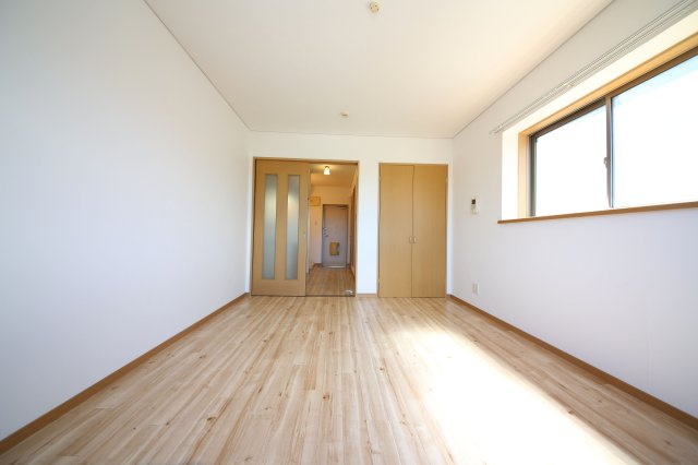 リベルテⅡの居間・リビング