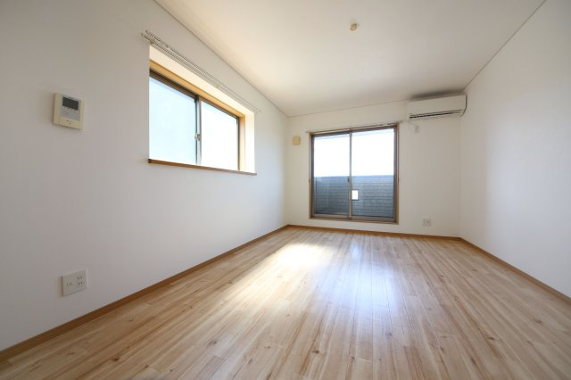 リベルテⅡの居間・リビング