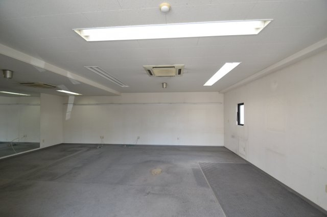 【内装】 | プレシュ牛田