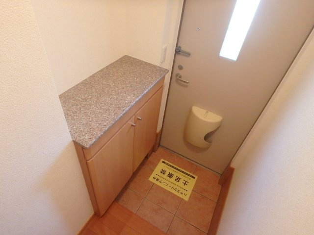 グランパレＫ Ｂの収納|総社井手　グランパレＫ　1LDＫ　下駄箱