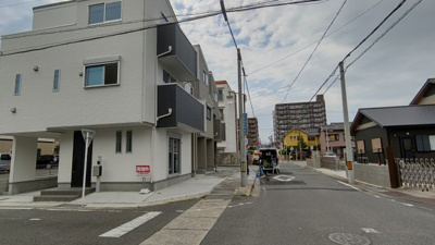 【前面道路含む現地写真】 | 瑞穂区中根町第5期　1号棟★仲介手数料無料★（中根小学校・萩山中学校） | 6/8撮影
瑞穂区の不動産の事ならマックスバリュで住まい相談エムワイホームにお任せください。