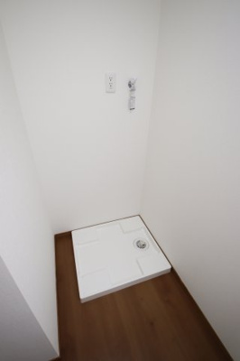 【設備】 | ラ・メール本町A | 室内洗濯機置場