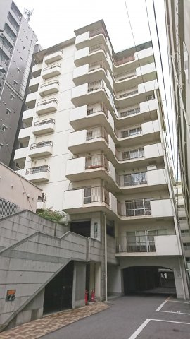 グリーンマンション今泉の外観