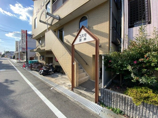 【エントランス】 | コスモ深井