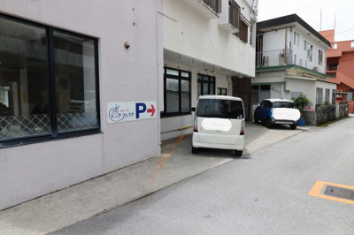 【駐車場】 | 西原町翁長店舗