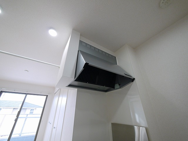 ヴィラージュ　Ⅰのキッチン|使いやすいキッチンです　換気扇
