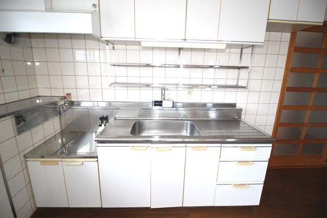 カーサ一ツ橋のキッチン|きれいなキッチンです