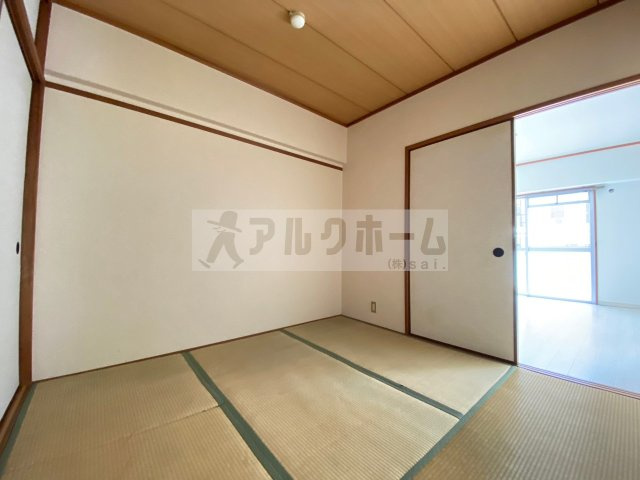 パールハイツ高木の和室