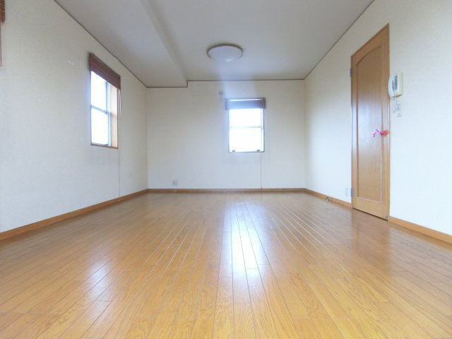 大野台4丁目貸家の子供部屋