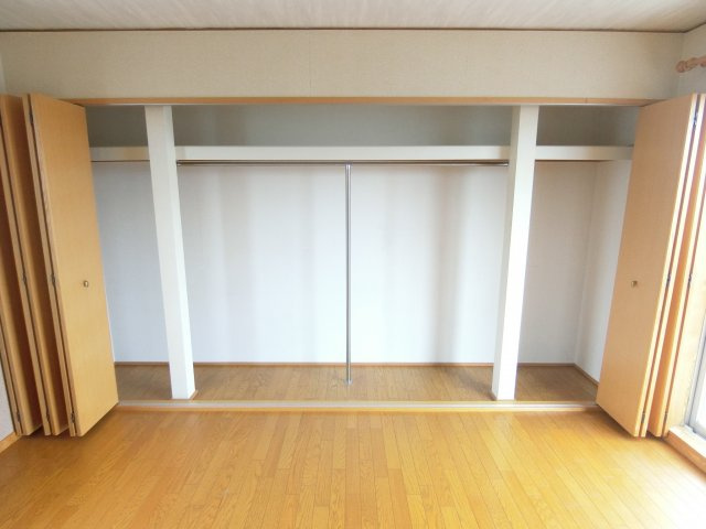 大野台4丁目貸家の内装