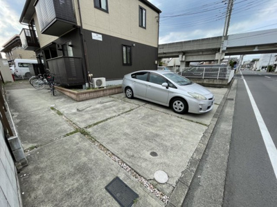 【駐車場】 | ラシーヌ南町