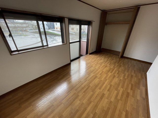 カーサフローラ津田沼の洋室