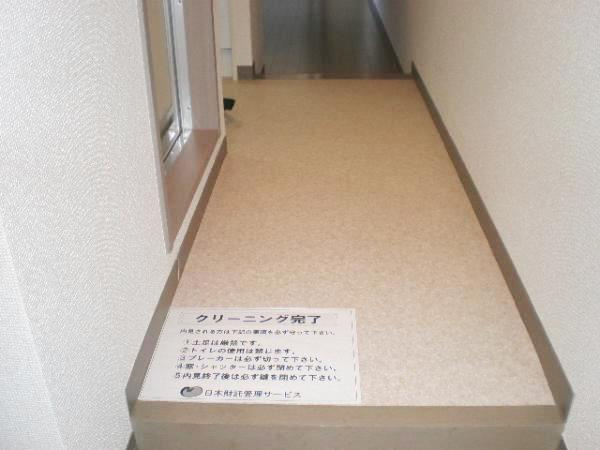 スカイコート本郷東大前の玄関|※写真は同タイプの別室になります